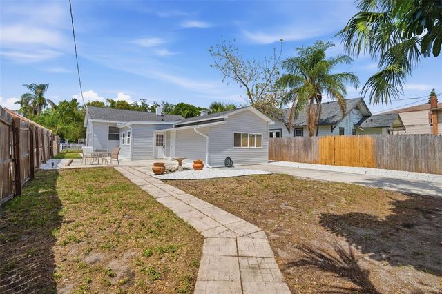 4120 BURLINGTON AVENUE N, St Petersburg, FL 33713