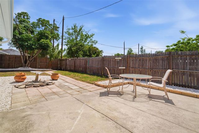 4120 BURLINGTON AVENUE N, St Petersburg, FL 33713