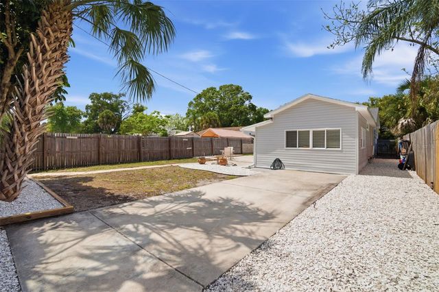 4120 BURLINGTON AVENUE N, St Petersburg, FL 33713