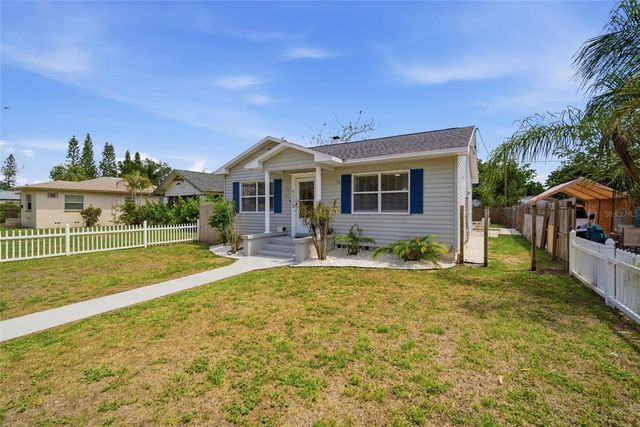 4120 BURLINGTON AVENUE N, St Petersburg, FL 33713