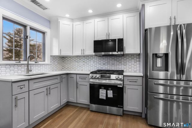 17 Reservoir Avenue, Norwalk, CT 06850