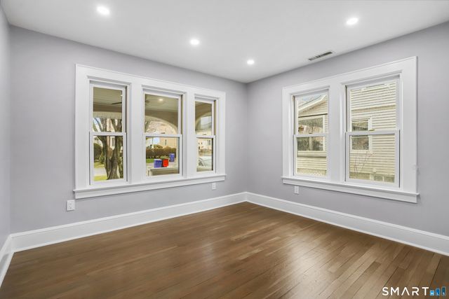 17 Reservoir Avenue, Norwalk, CT 06850