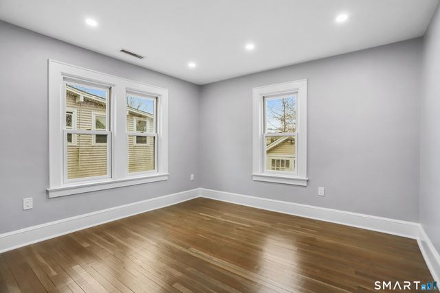 17 Reservoir Avenue, Norwalk, CT 06850