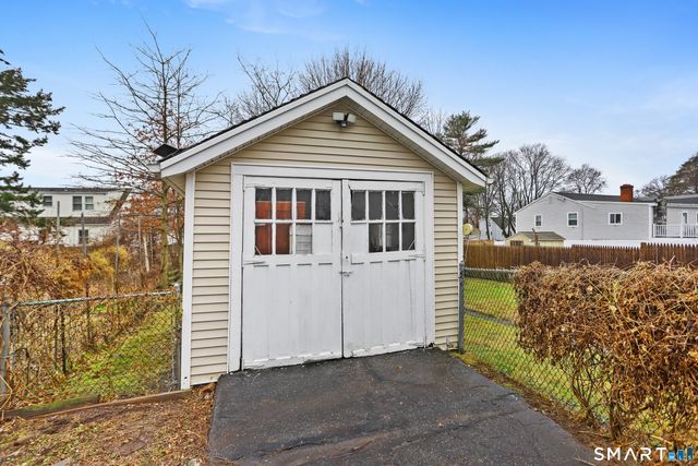 17 Reservoir Avenue, Norwalk, CT 06850