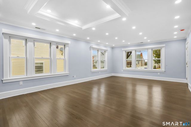 17 Reservoir Avenue, Norwalk, CT 06850