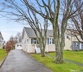 17 Reservoir Avenue, Norwalk, CT 06850