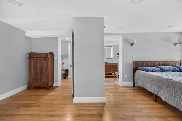17 Rockwood Ln, Lawrence, MA 01843