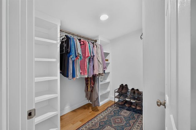 17 Rockwood Ln, Lawrence, MA 01843