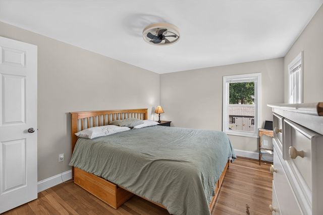 17 Rockwood Ln, Lawrence, MA 01843