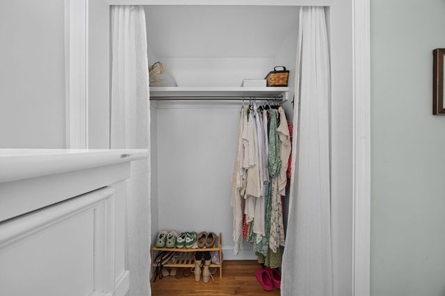 17 Rockwood Ln, Lawrence, MA 01843