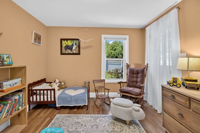 17 Rockwood Ln, Lawrence, MA 01843