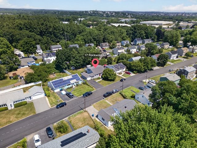 17 Rockwood Ln, Lawrence, MA 01843