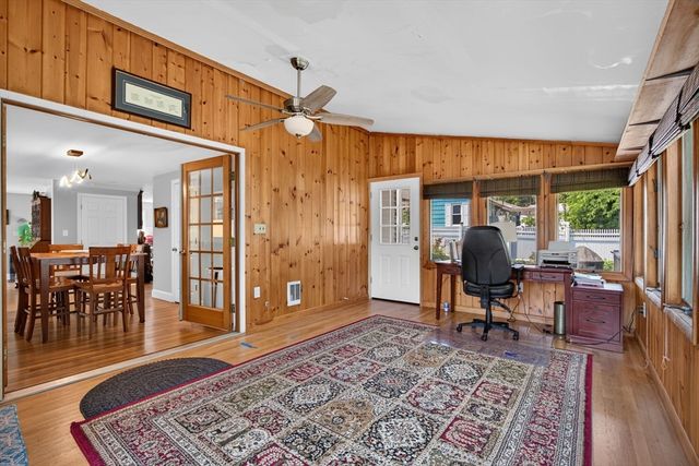 17 Rockwood Ln, Lawrence, MA 01843
