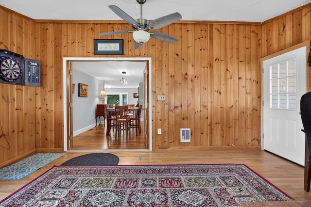 17 Rockwood Ln, Lawrence, MA 01843