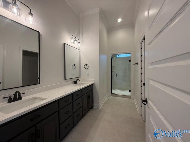 26433 Old Town Drive, Athens, AL 35613