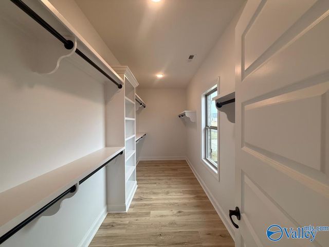 26433 Old Town Drive, Athens, AL 35613