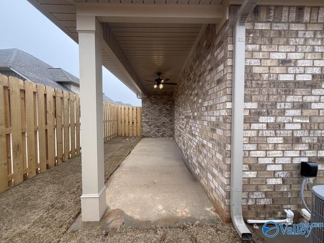 26433 Old Town Drive, Athens, AL 35613