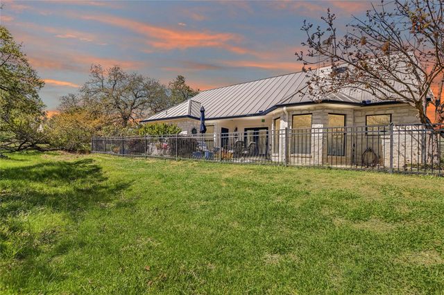101 Western SPUR, Horseshoe Bay, TX 78657