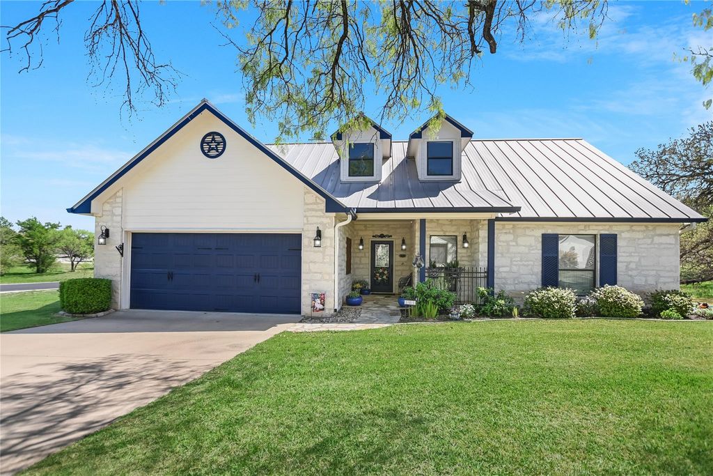 101 Western SPUR, Horseshoe Bay, TX 78657