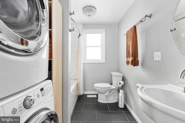 206 ALEXANDRIA ST, Fredericksburg, VA 22408