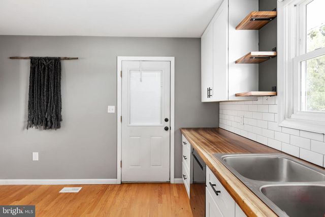 206 ALEXANDRIA ST, Fredericksburg, VA 22408