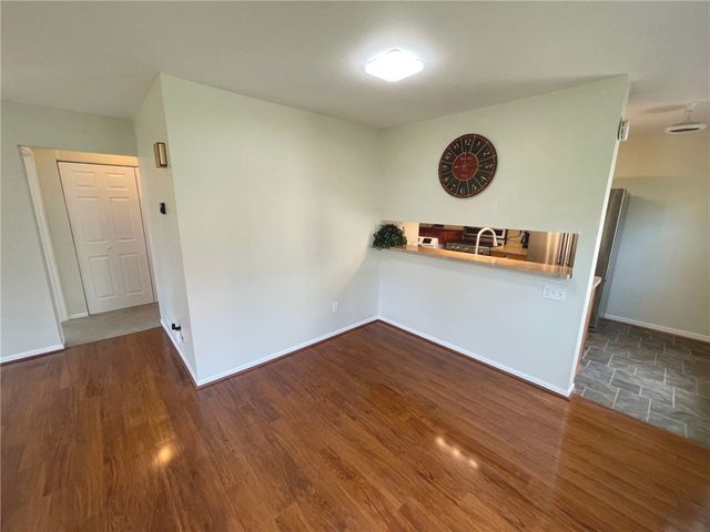 1 Swan Trail, Perinton, NY 14450