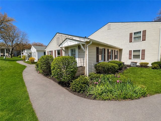 1 Swan Trail, Perinton, NY 14450