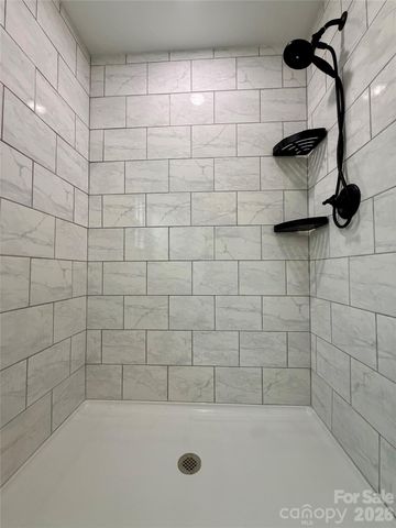 414 E Broad Street, East Spencer, NC 28144