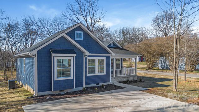 414 E Broad Street, East Spencer, NC 28144