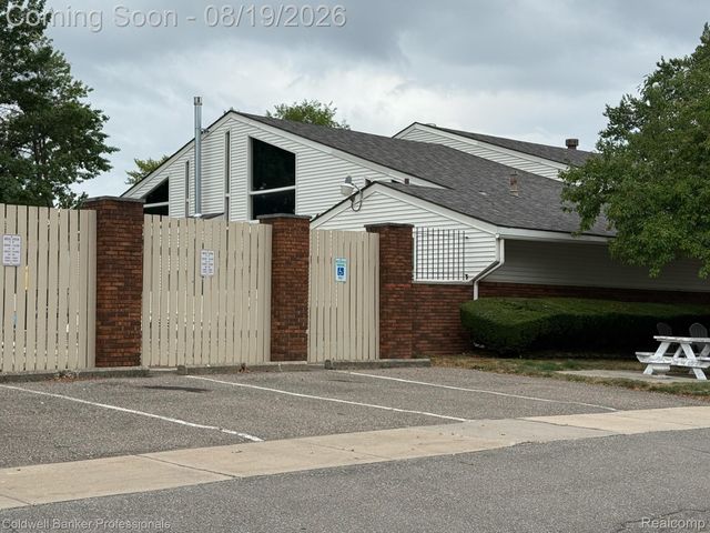 22910 Marter Road, St. Clair Shores, MI 48080