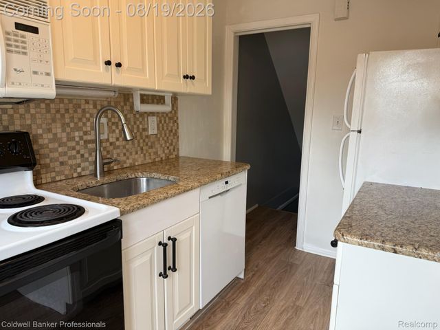 22910 Marter Road, St. Clair Shores, MI 48080