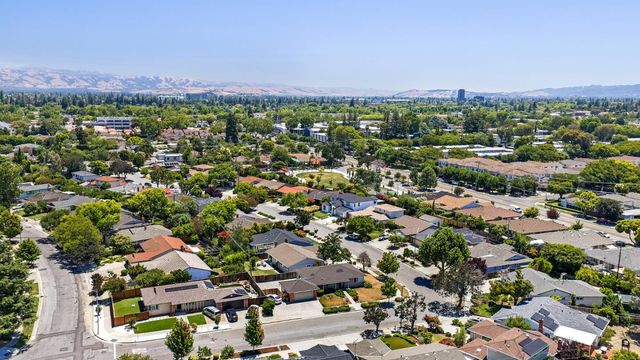 3385 Valley Square Lane, San Jose, CA 95117