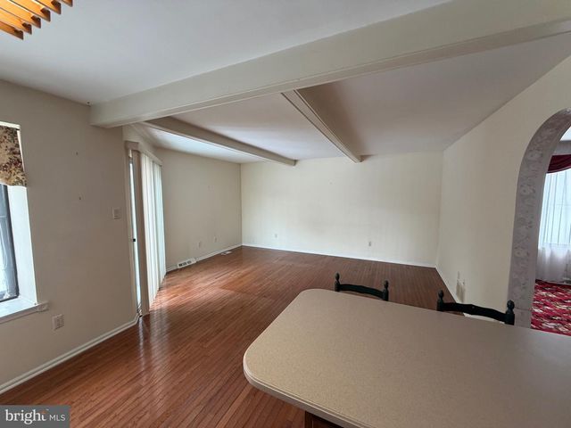 20 INDEPENDENCE PL, Newtown, PA 18940