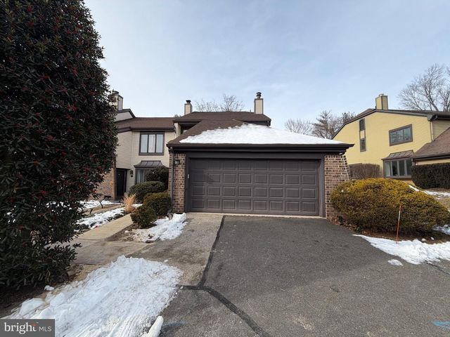 20 INDEPENDENCE PL, Newtown, PA 18940