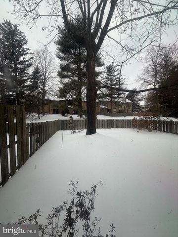 20 INDEPENDENCE PL, Newtown, PA 18940