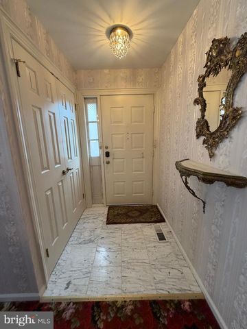 20 INDEPENDENCE PL, Newtown, PA 18940