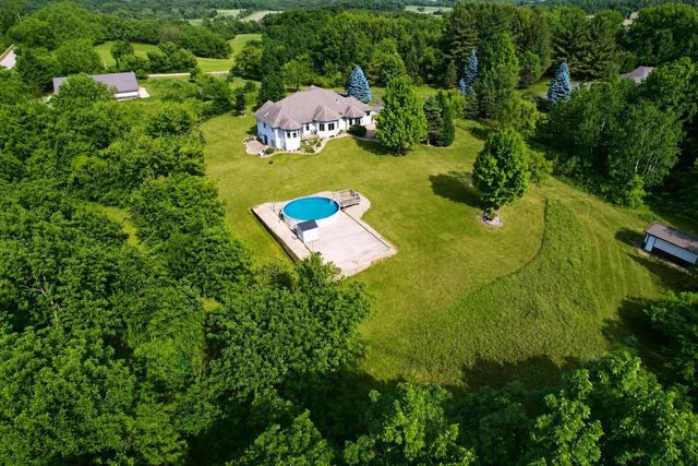 1825 Bringold Drive, Verona, WI 53593