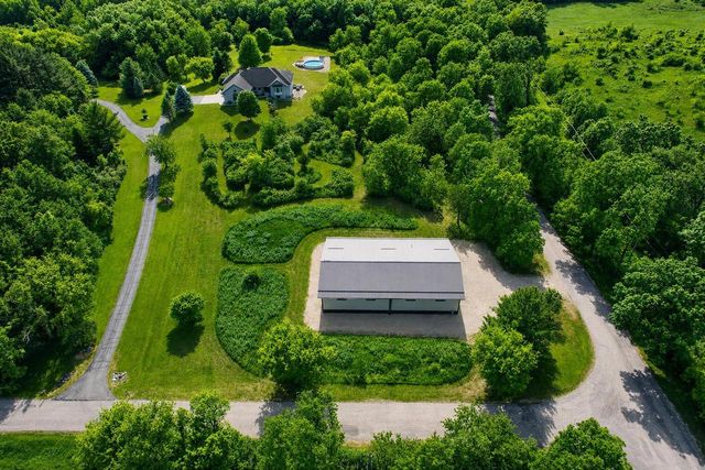 1825 Bringold Drive, Verona, WI 53593