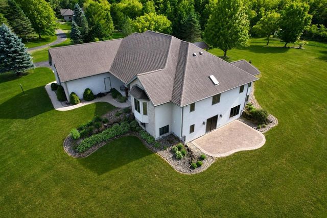 1825 Bringold Drive, Verona, WI 53593