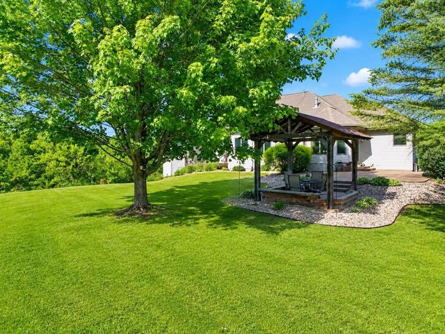1825 Bringold Drive, Verona, WI 53593