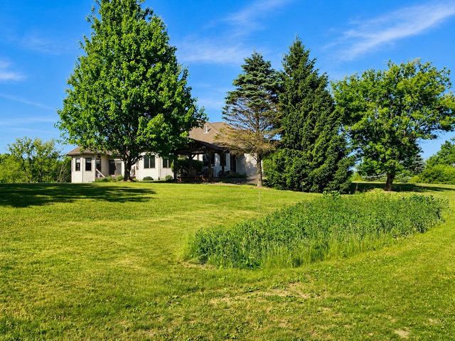 1825 Bringold Drive, Verona, WI 53593