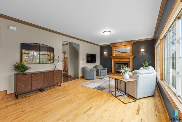 1601 S Sierra Cir Circle, Sioux Falls, SD 57110