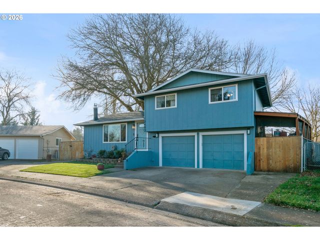 2490 Se ERMINE St, Albany, OR 97322