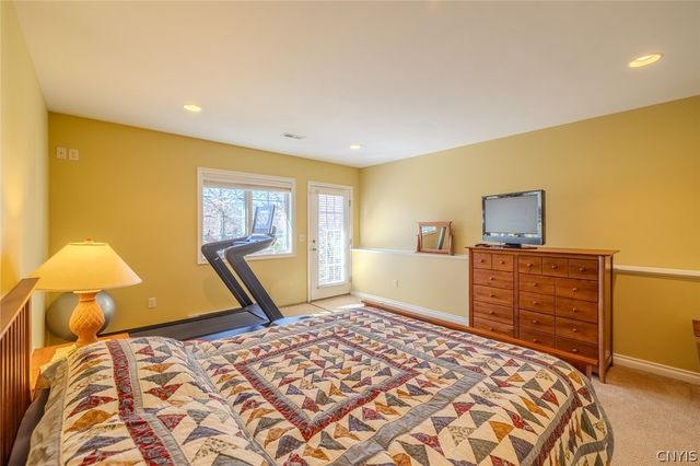 6047 Bay Hill Circle, Dewitt, NY 13078