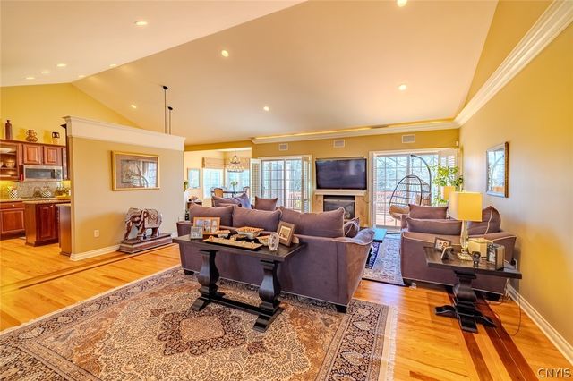 6047 Bay Hill Circle, Dewitt, NY 13078