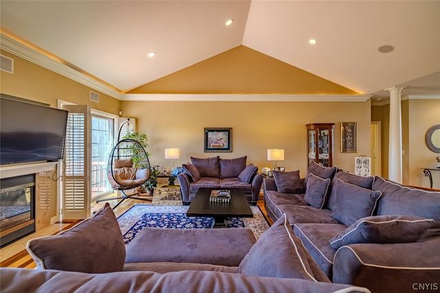 6047 Bay Hill Circle, Dewitt, NY 13078