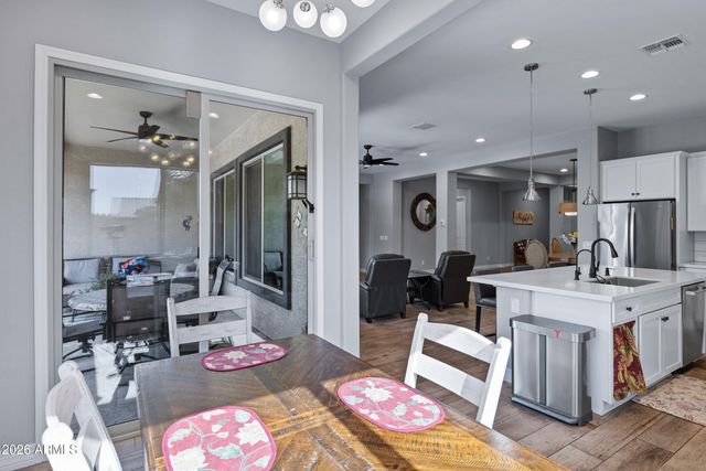 20948 E Canary Way, Queen Creek, AZ 85142