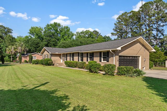 392 Fanfare Lane, Orangeburg, SC 29118