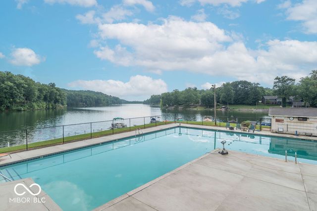 4523 E Parkwood Drive, Martinsville, IN 46151