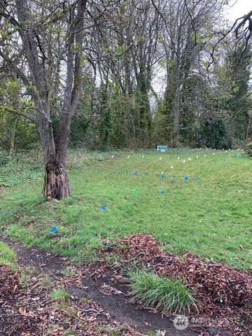 328 E 40th Street, Tacoma, WA 98404